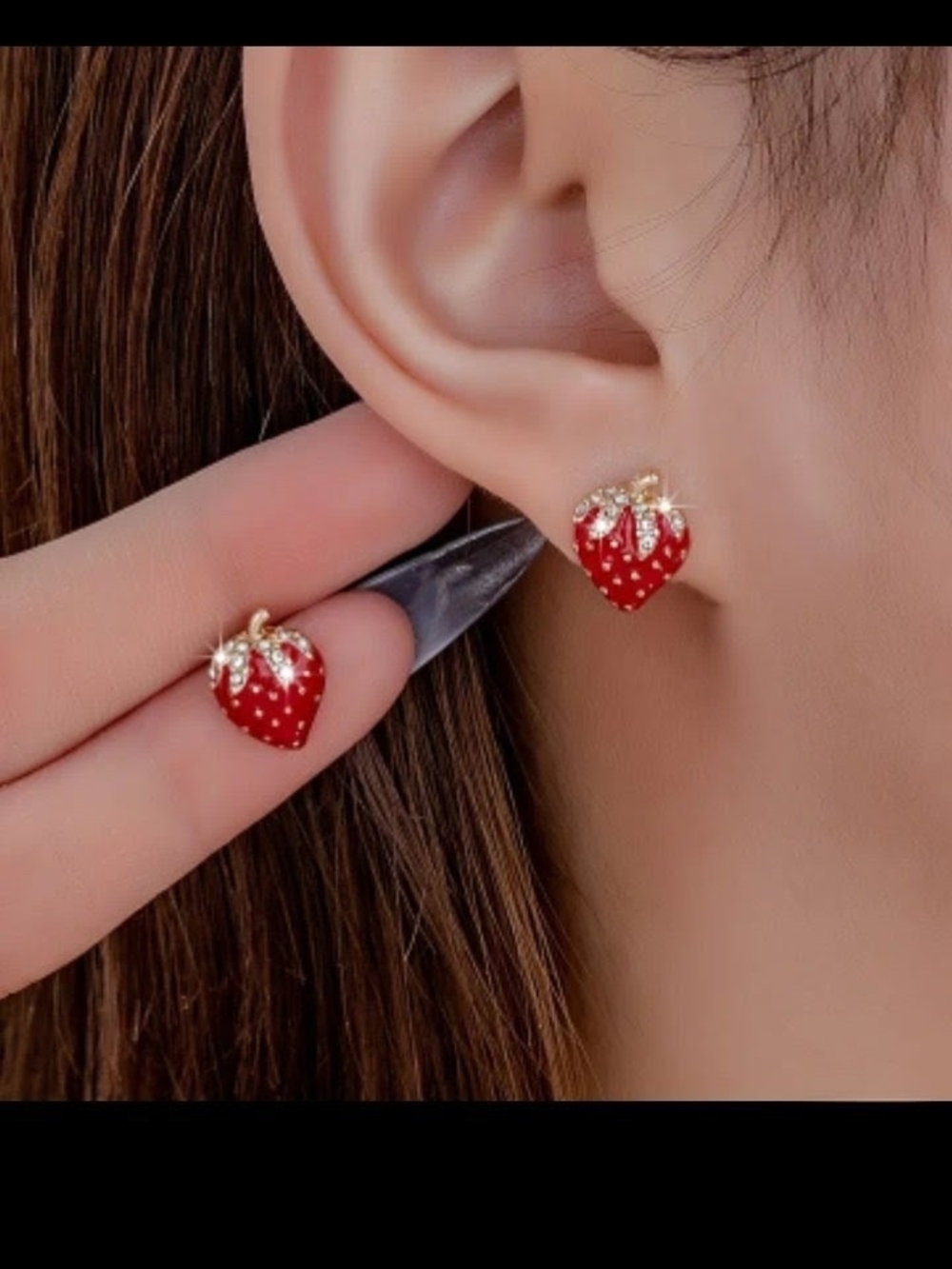 Strawberry Crystal Stud Earrings NWT Farm Fresh 🍓 - Picture 5 of 6